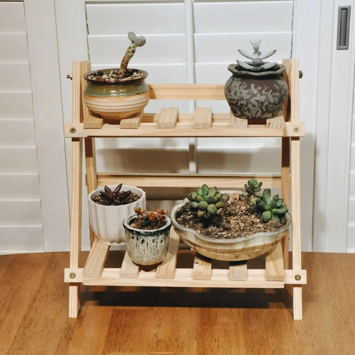 2-Step Desktop Storage Organizer Foldable 2 Tier Ladder Plant Stand Wood Display Shelf Decorative Storage Rack for Table Top